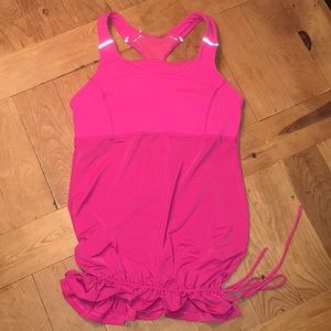Super cute Athleta work out top!